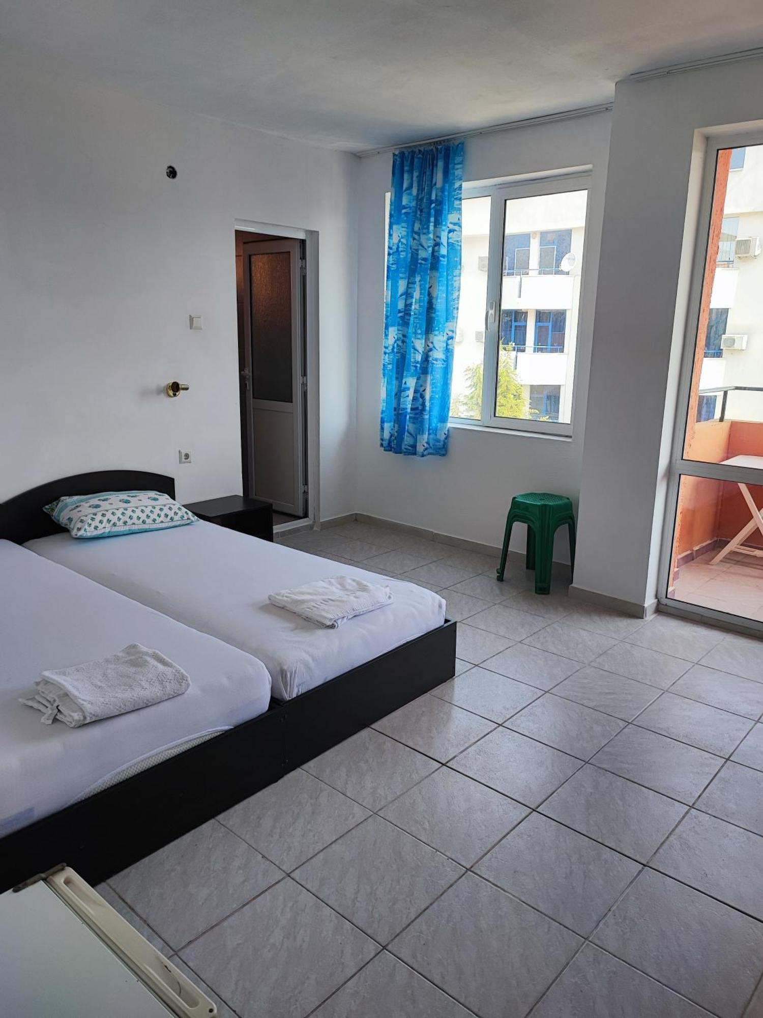 Fa Mol Apartment Pantai Sunny Bagian luar foto