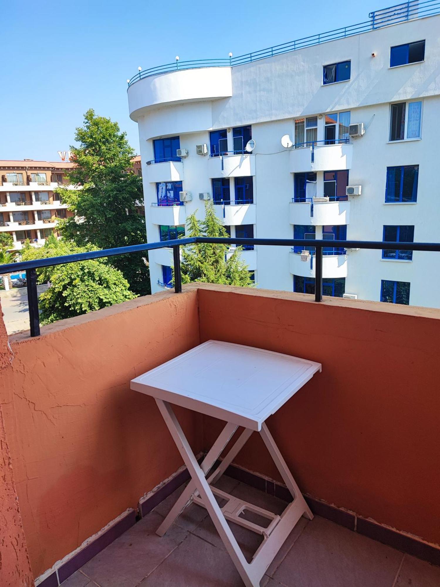 Fa Mol Apartment Pantai Sunny Bagian luar foto